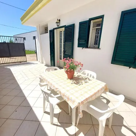 Casa In Salento 度假居 *